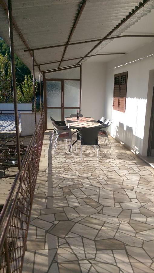 Apartmani Sandro Ivan Dolac Esterno foto