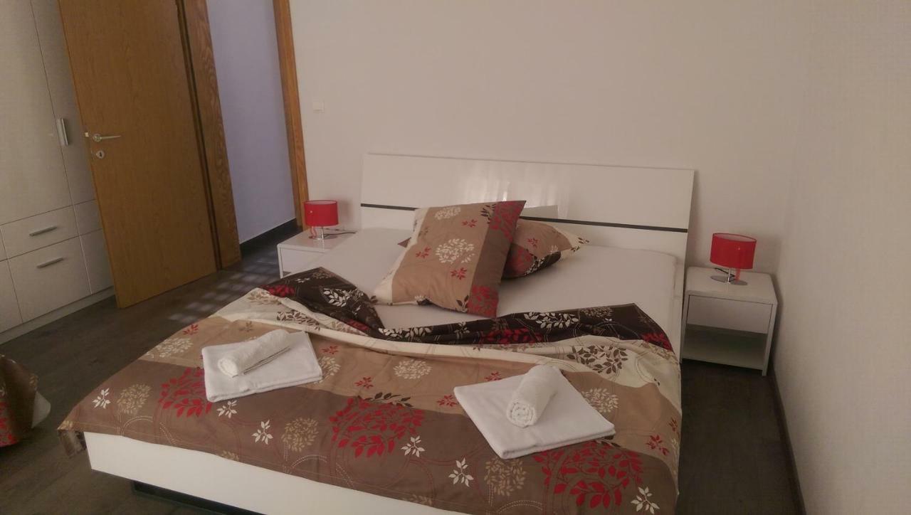 Apartmani Sandro Ivan Dolac Esterno foto