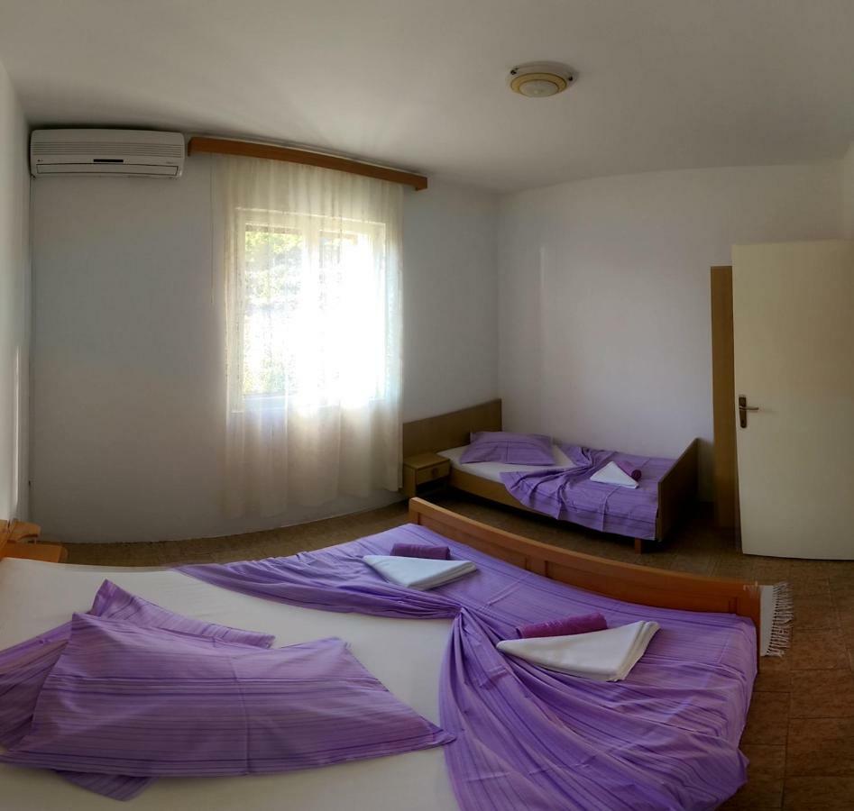 Apartmani Sandro Ivan Dolac Esterno foto