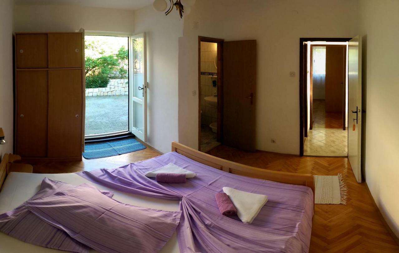 Apartmani Sandro Ivan Dolac Esterno foto