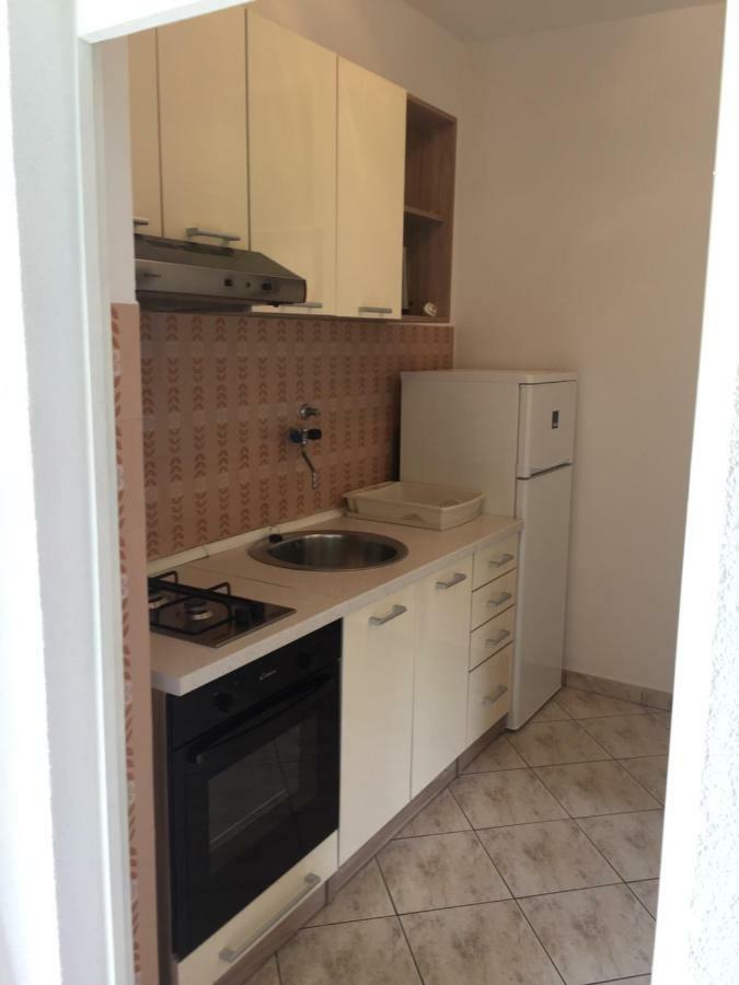 Apartmani Sandro Ivan Dolac Esterno foto